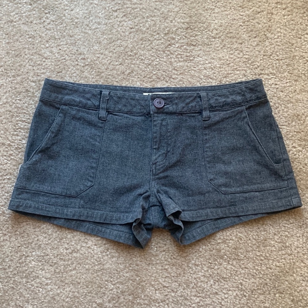 Volcom shorts